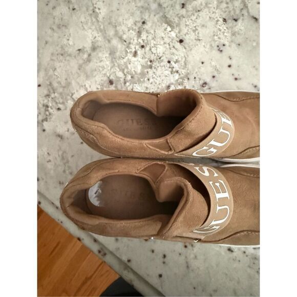 Guess Cosmos Tan Faux Suede Wedge Sneaker sz 7 EUC - Picture 7 of 7